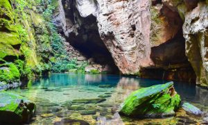 Encanto Azul beleza cristalina e refúgio natural na Chapada das Mesas